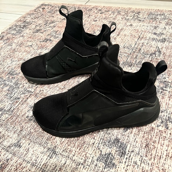 Black slip on sneakers - Picture 3 of 6